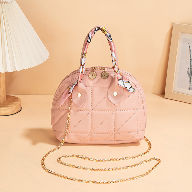 Wholesale Triangle embroidered shell handbag Minimum Order Quantity 3